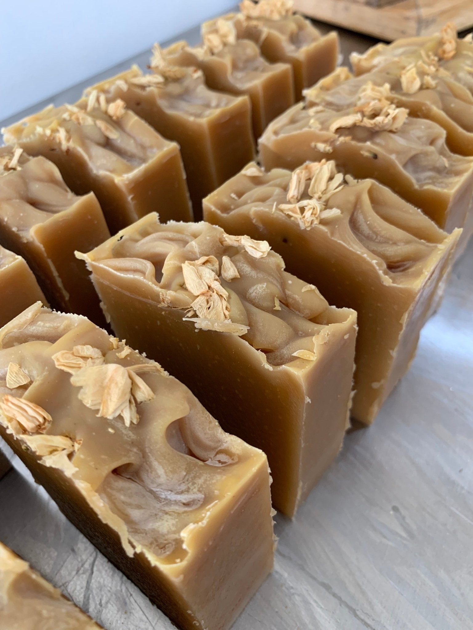 Detoxifying Fuller's Earth Artisanal Soap | Natural Clay Bar for Oily and Acne - Prone Skin - Mandy and Co