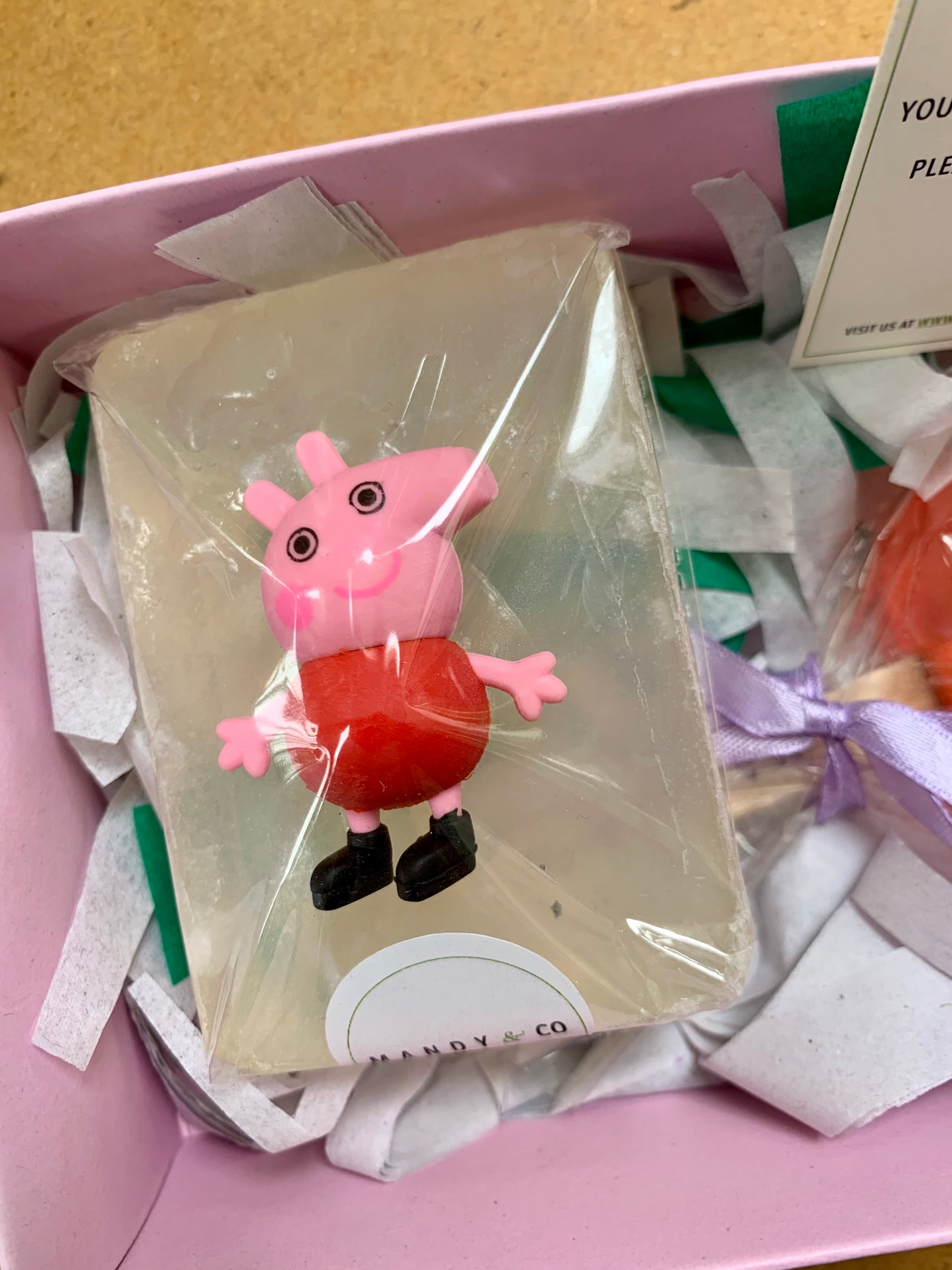 Peppa Pig Gift Box: Red