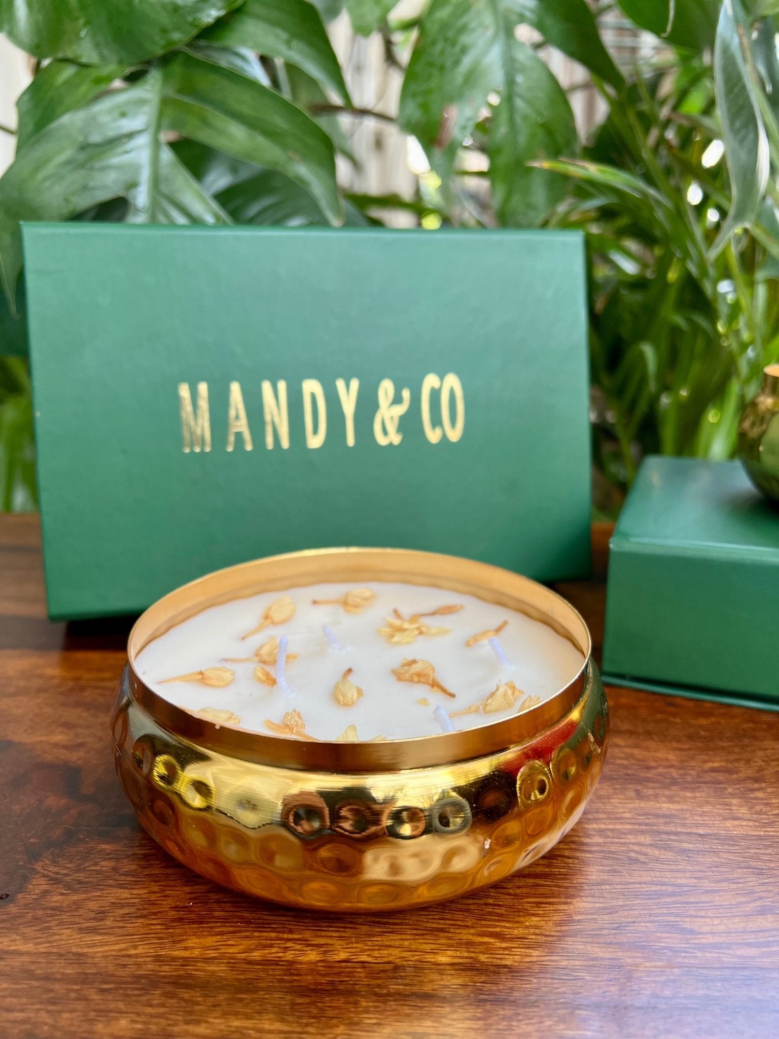 Urli Candle - Jasmine (Mogra) - Mandy and Co